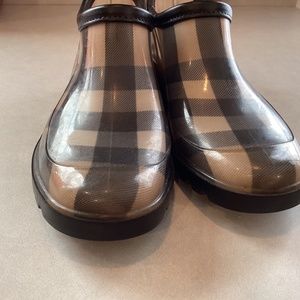 Burberry rain shoes